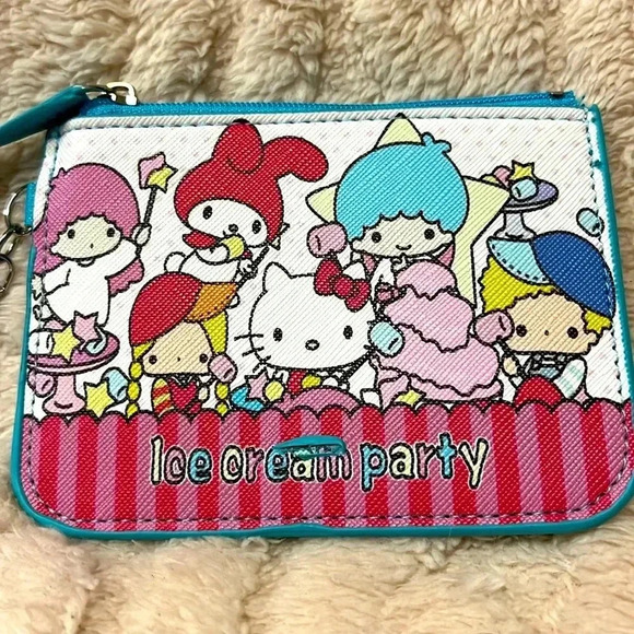 New Hello Kitty Ice cream Party Coin Pouch with key ring. - Picture 1 of 3